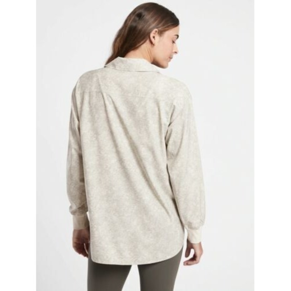 Athleta Zuma Printed Top Collared Viper Gray Small Stretch Tunic Utility Sleek - Picture 9 of 11